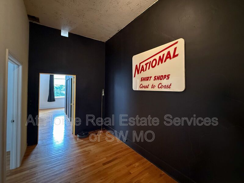 Springfield Condo: 137 Park Central