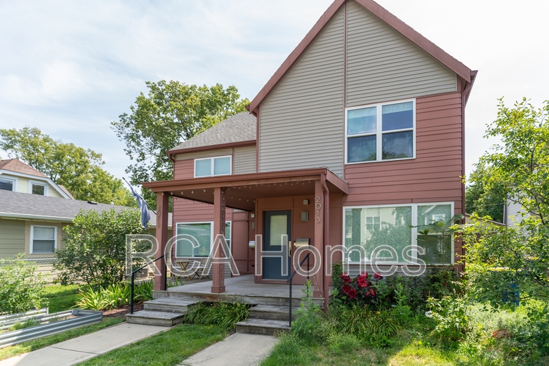 Indianapolis House: 2013 Bellefontaine Street