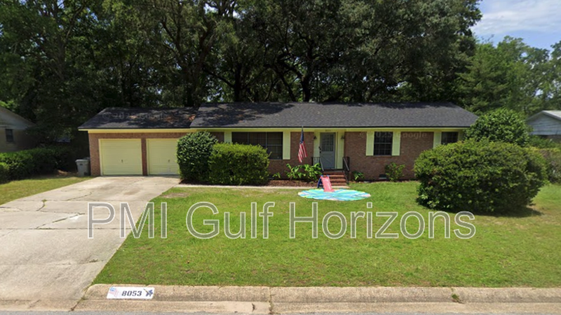 Pensacola House: 8053 Malibu Cir