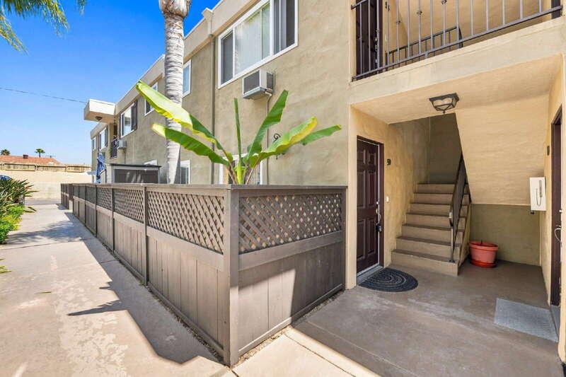 San Diego Condo: 6750 Beadnell Way