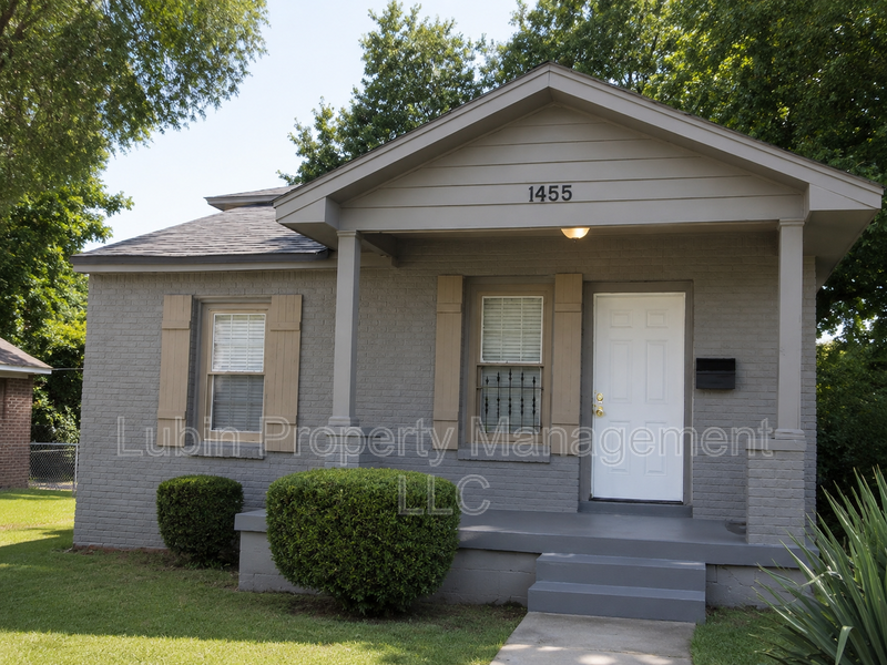Memphis House: 1455 Wabash Ave