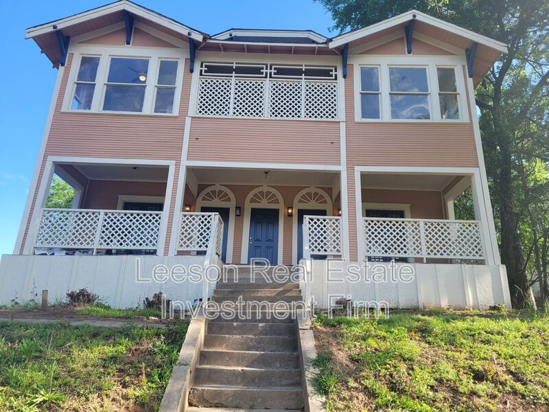 SHREVEPORT House: 314 1/2 KINGS HIGHWAY