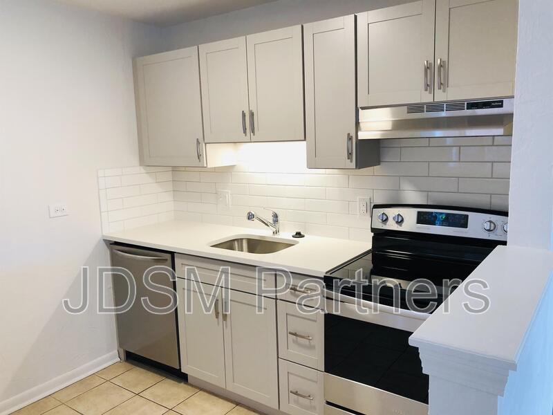 Denver Condo: 1415 N Pearl St #301