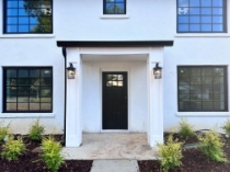 Huntsville House: 1122 Wellman Avenue Northeast