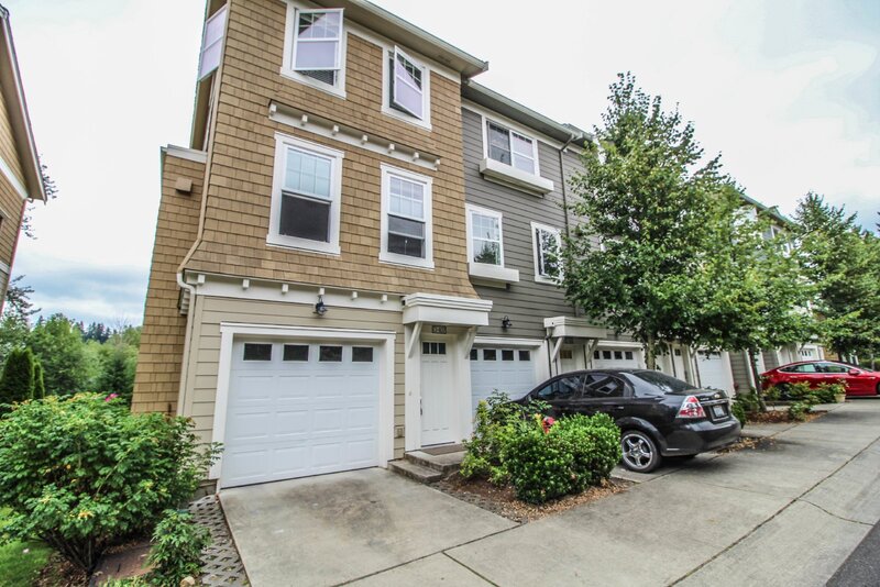 Newcastle House: 7550 129th PL SE