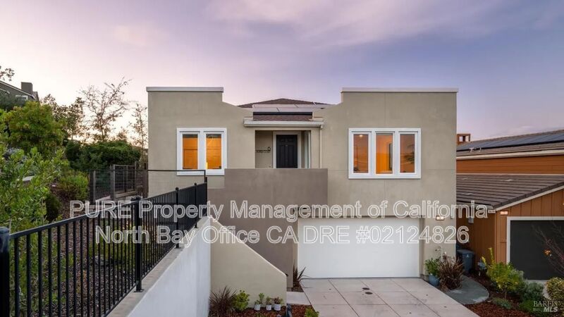 Petaluma House: 6 Jasper Ct