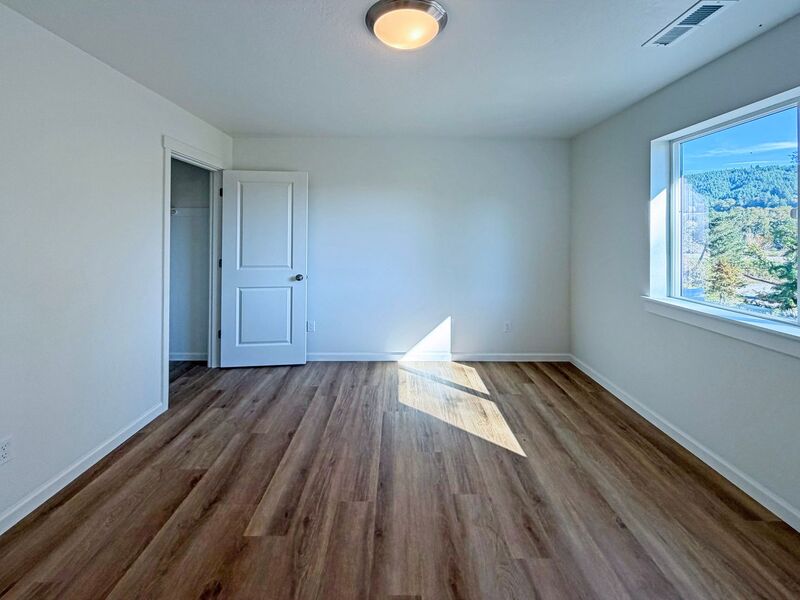 Photo 17 of rental home at 83314 Lorane Hwy