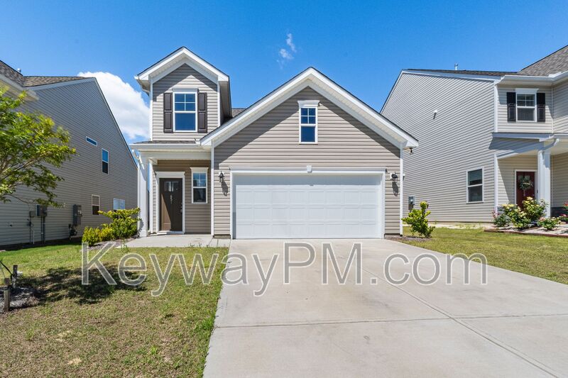 Aiken House: 651 Manitou Circle