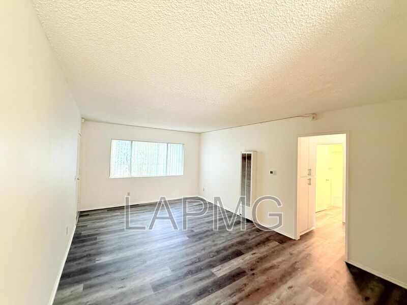 Los Angeles House: 3323 Cazador Street