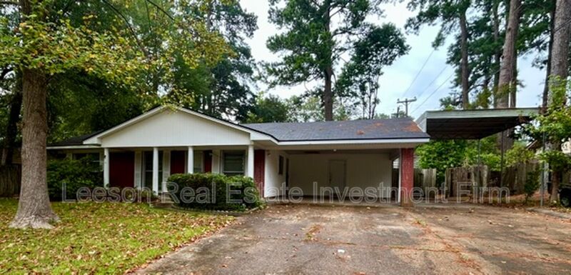Shreveport House: 845 Elmdale St