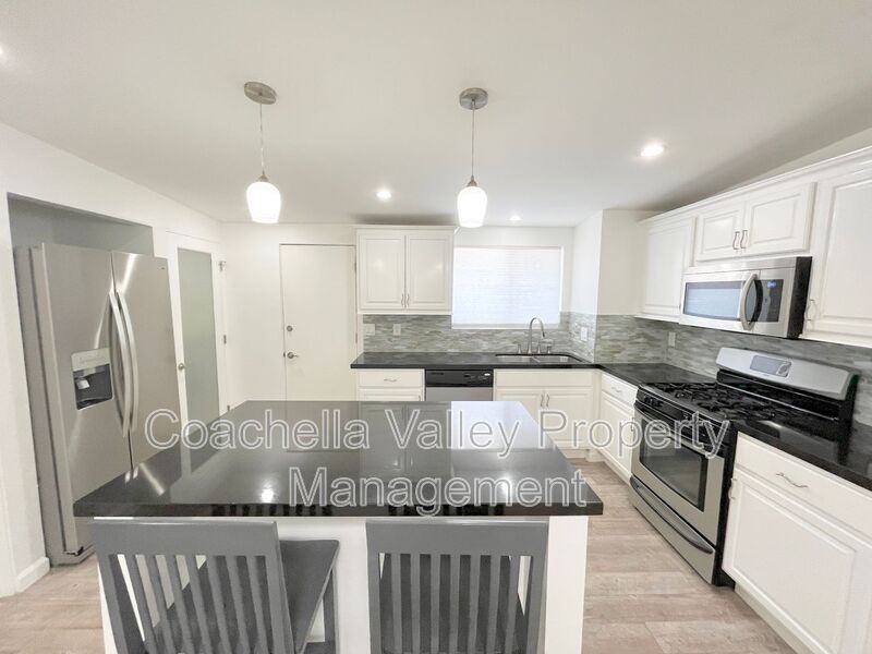 Palm Desert House: 73165 Tumbleweed Ln