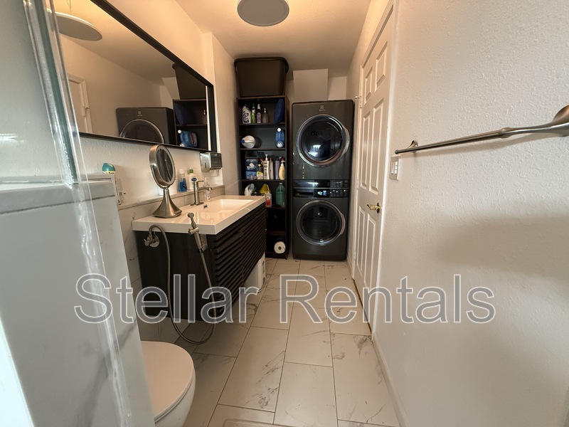 Houston Condo: 5544 Lawson St