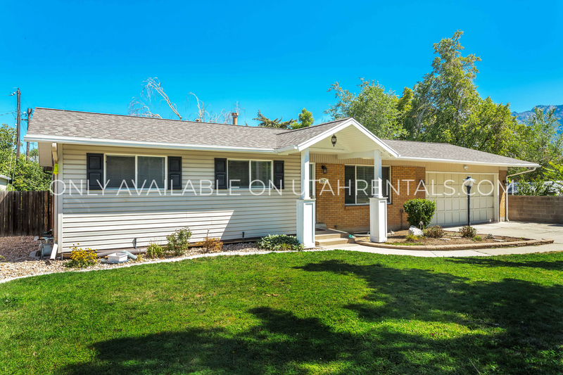 Cottonwood Heights House: 1671 E 7080 S