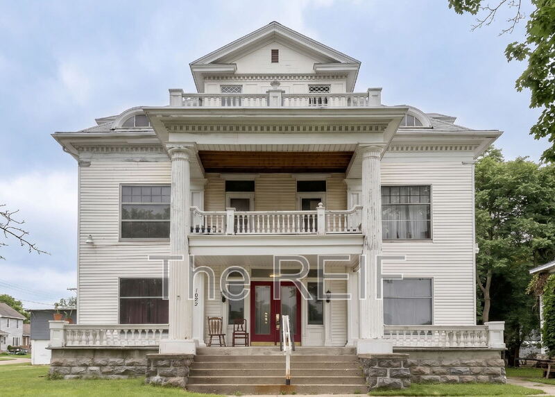 Lansing Condo: 1025 North Washington Avenue
