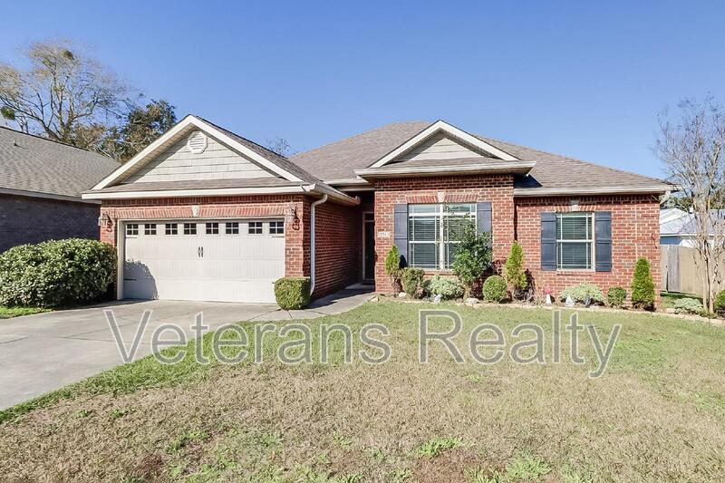 Gulfport House: 954 Old Towne Street