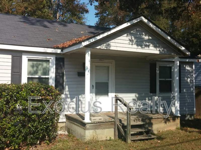 Sanford House: 501 Charlotte Ave