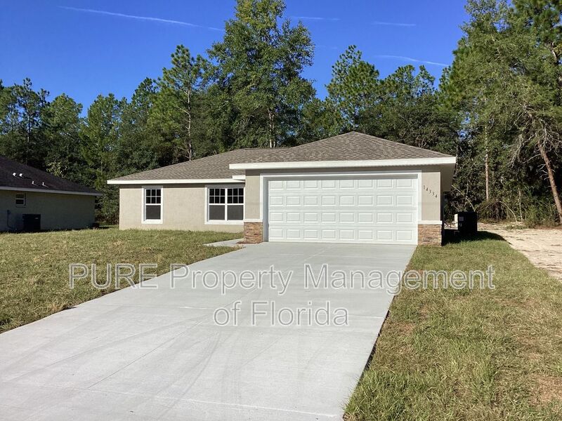 Ocala House: 14334 SW 79 Avenue Rd