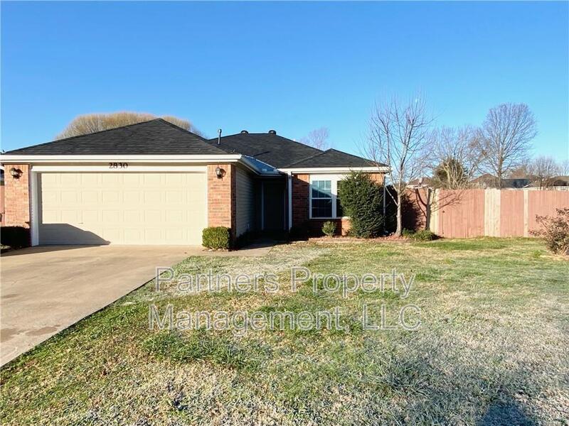 Springdale House: 2830 Riverside Street