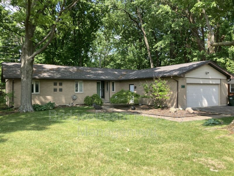 Kettering House: 2125 Belloak Drive