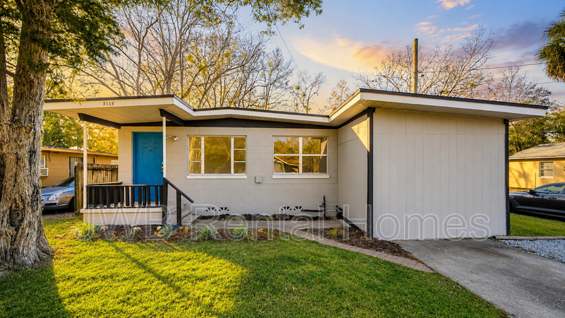 Jacksonville House: 3118 Dignan St