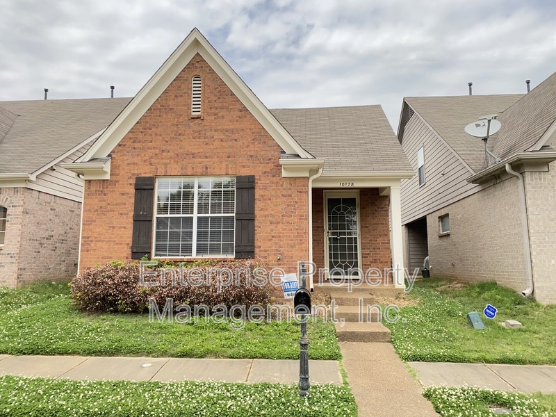 Cordova House: 10178 Sterling Ridge Dr