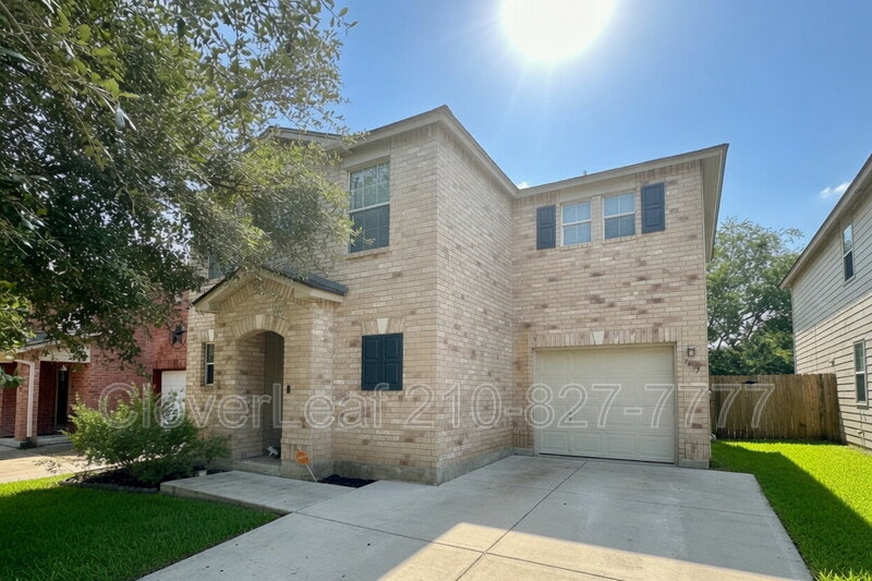 San Antonio House: 7435 Circle Farm