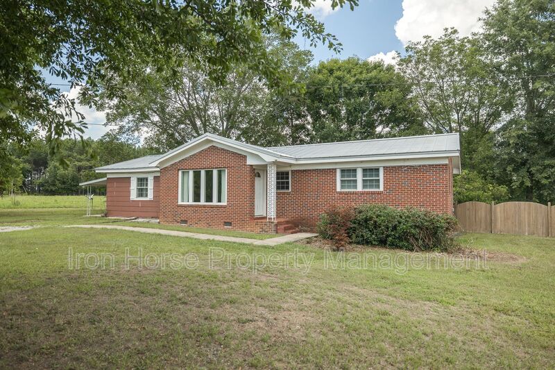 Watkinsville House: 4200 Hog Mountain Road