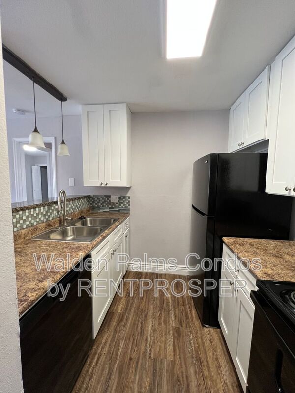 Orlando Condo: 4720 Walden Circle