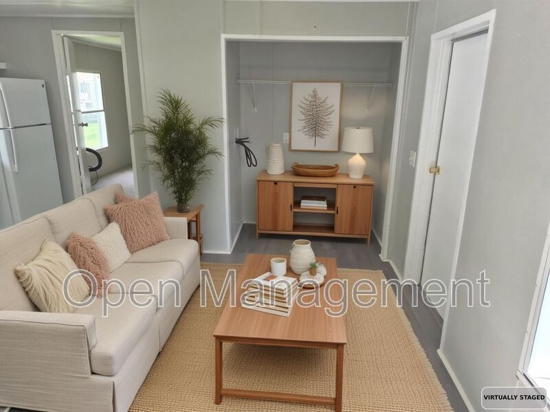 Joplin House: 4511 Dirt Rd