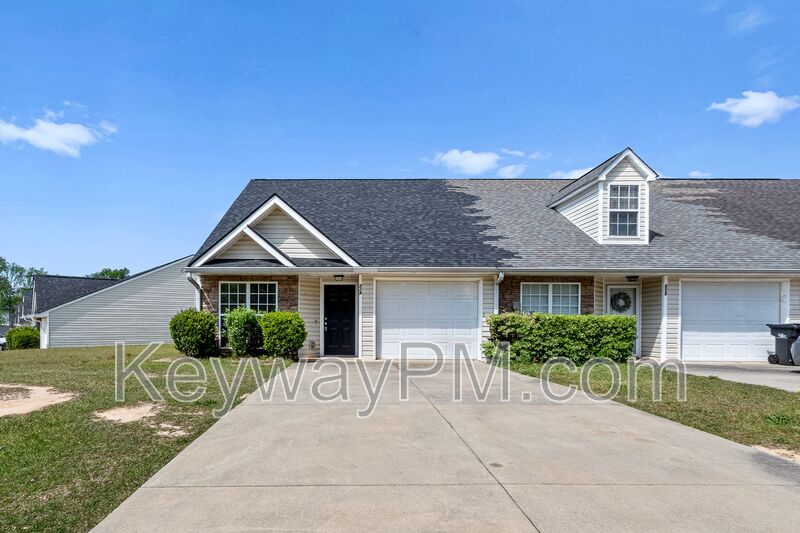 Augusta Townhome: 314 Caldwell Circle
