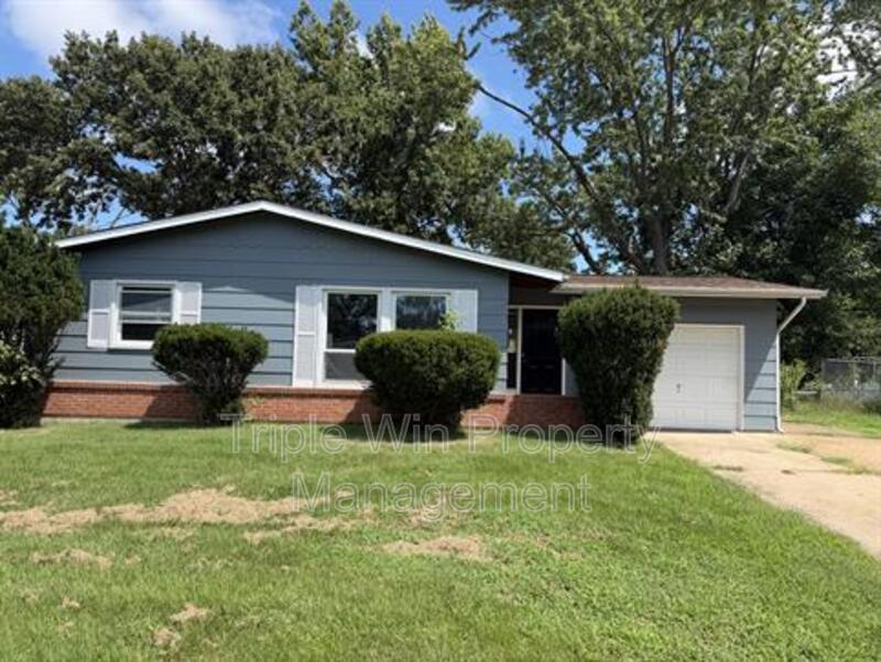 FLORISSANT House: 1265 CENTRAL PKWY