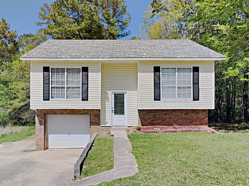 Birmingham House: 202 Westchester Dr