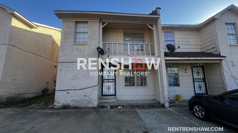 Memphis House: 3398 Dungreen St