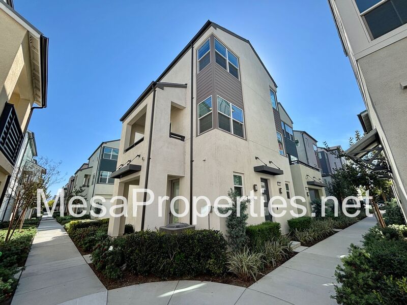 Ontario House: 4459 S Grant Paseo