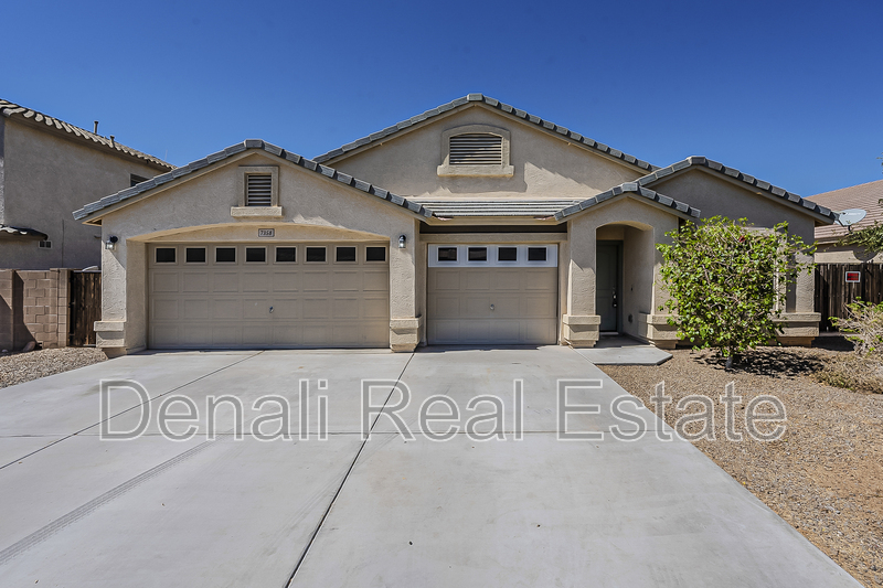 Glendale House: 7358 N 72nd Ave