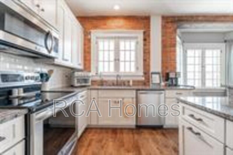 Indianapolis House: 2154 North Delaware Street - A