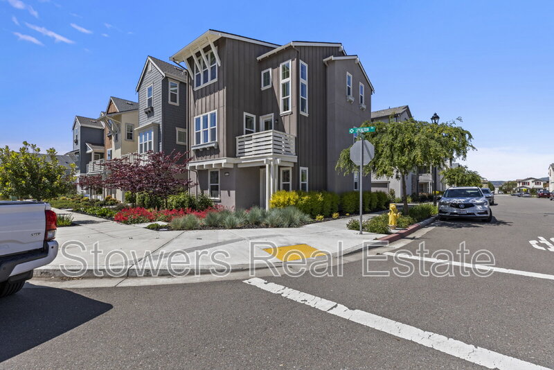 Dublin Condo: 2012 Confidence Way