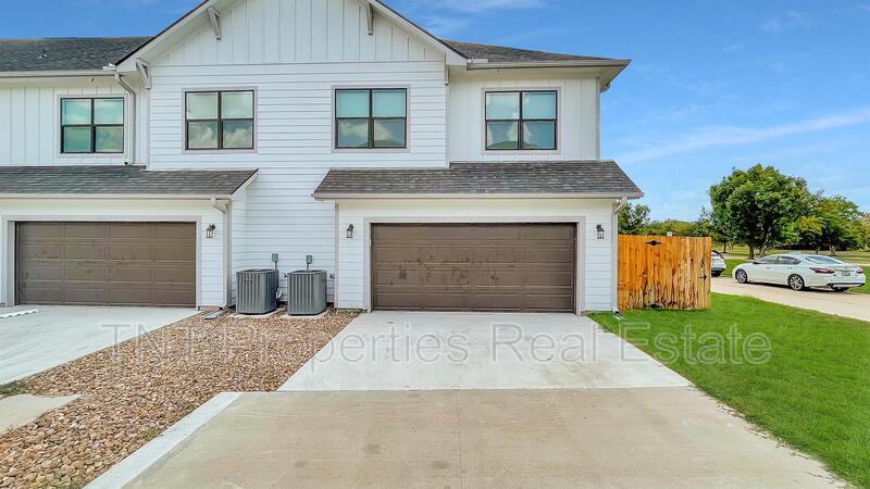 College Station Condo: 2101 Jax Drive