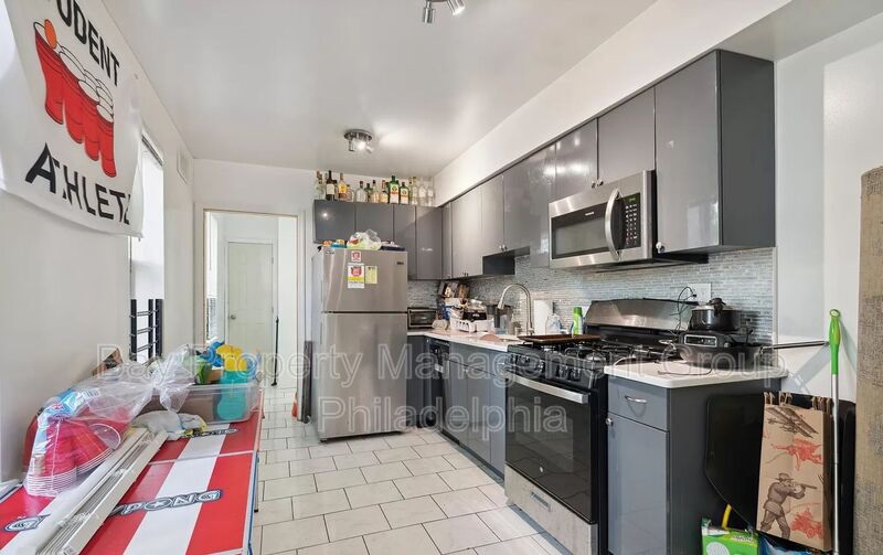 Philadelphia House: 1604 W Montgomery Ave.