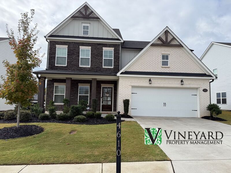 Cumming House: 4610 Sandy Creek Drive