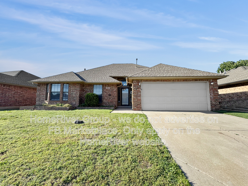 Oklahoma City House: 701 SW 153rd St