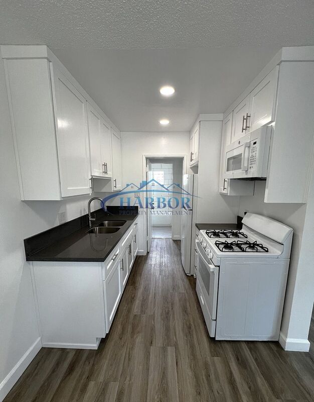 Long Beach Condo: 1386 Martin Luther King Junior Avenue