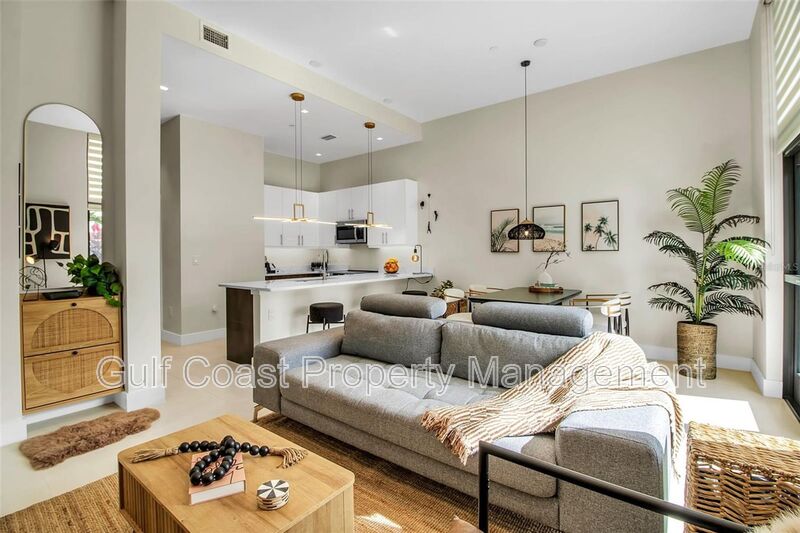 sarasota Condo: 1558 4th Street