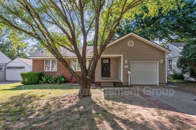 Tulsa House: 1414 South Sandusky Avenue