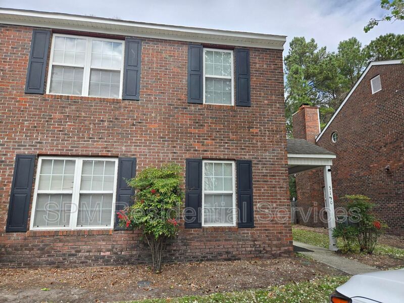 Wilmington House: 5150 Lampost Cir