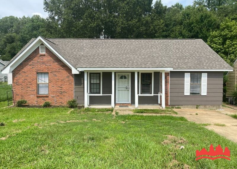 Memphis House: 5338 Cedar Bluff Dr