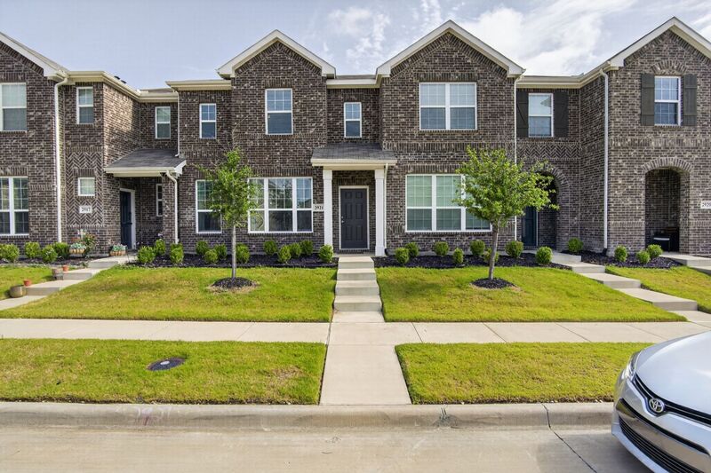 Mesquite House: 2921 Mare Dr