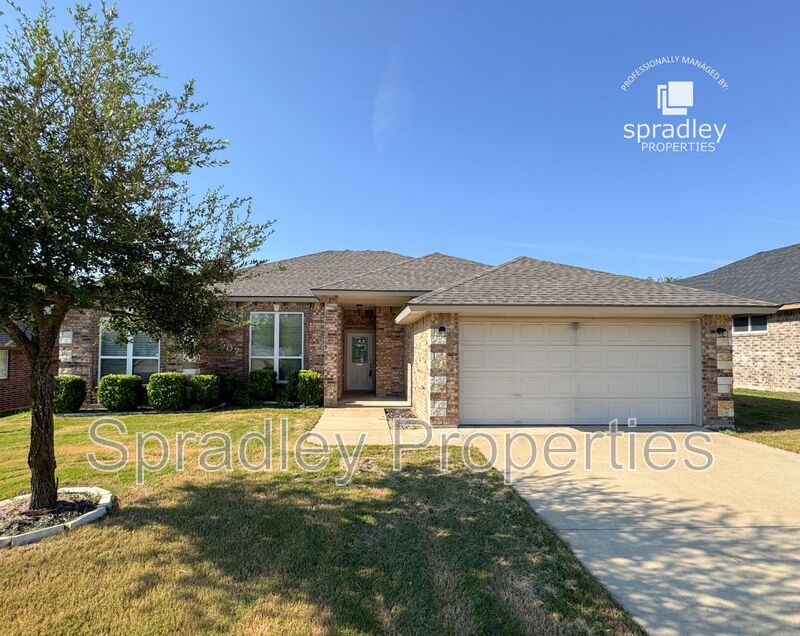 Temple House: 907 Paseo Del Plata Dr.