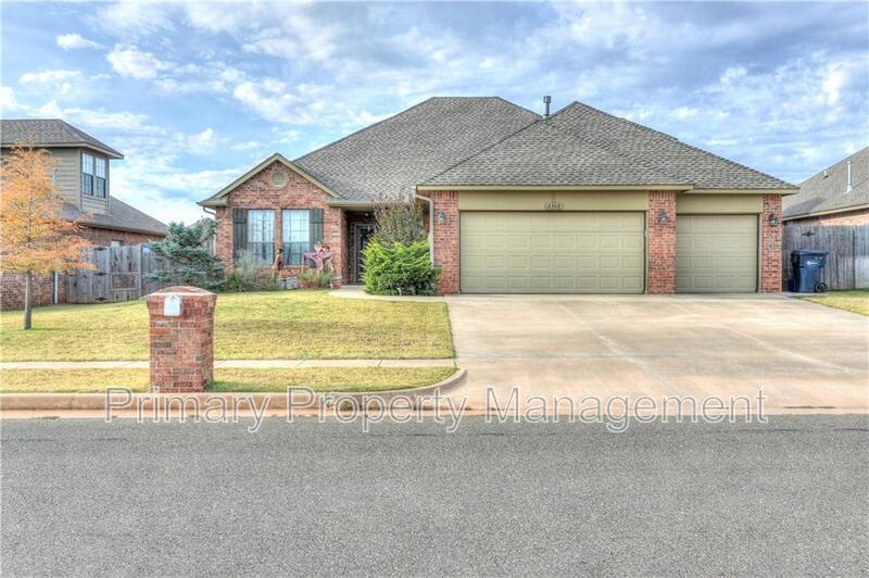Edmond House: 2308 NW 173rd ST