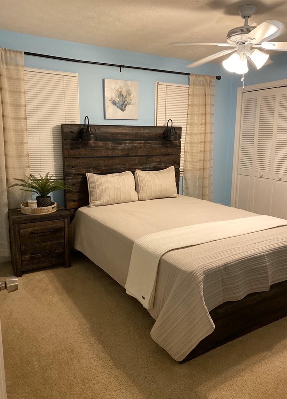 Tucker House: 6494 Bennington Dr